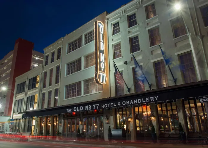 5 star hotel: The Old No. 77 Hotel & Chandlery