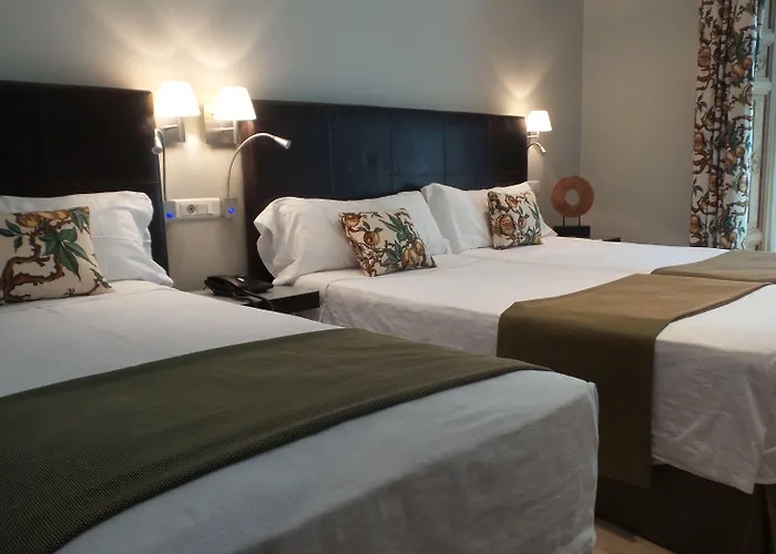 Hotel Moderno Puerta del Sol