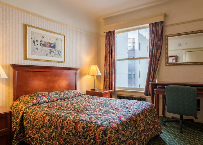 Union Square Plaza Hotel