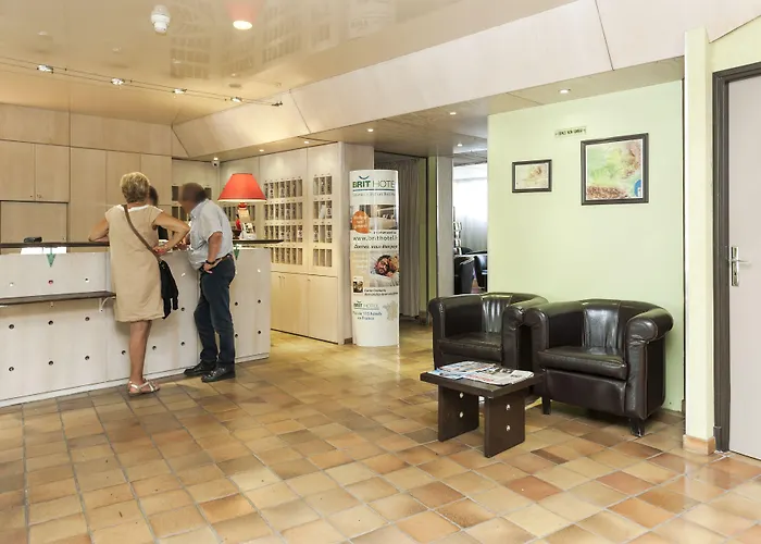 Brit Hotel Cahors - Le France