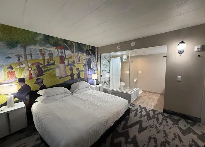 Lighthouse Suites