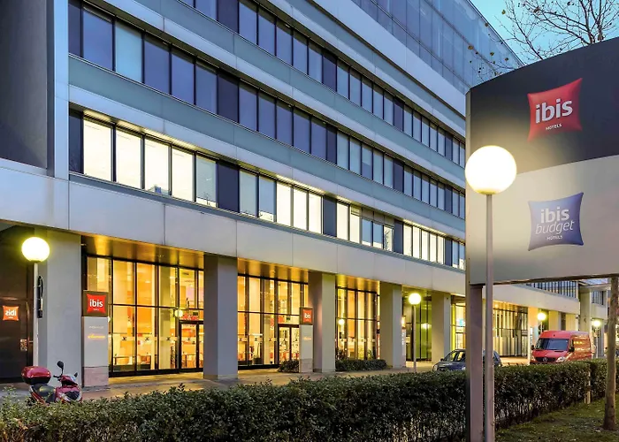 Hotel with view: Ibis Wien Messe