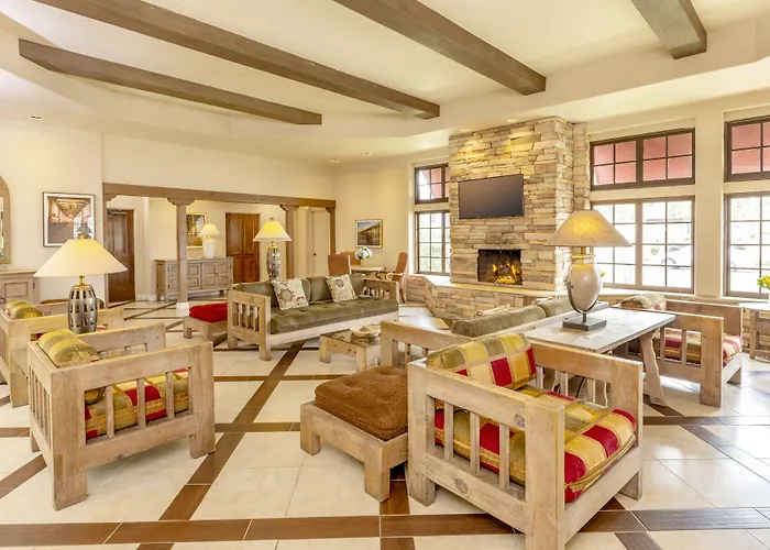 Clocktower Inn Ventura