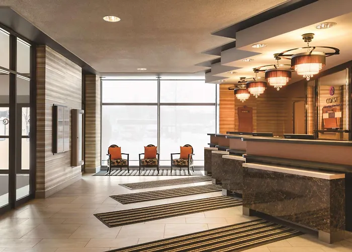 Coast Edmonton Plaza By Apa
