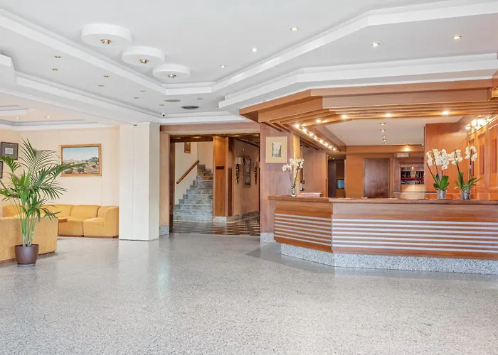Hotel de 4 estrellas: Crisol Regio