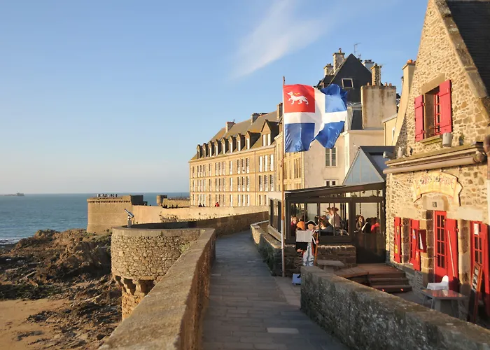 Des Marins, Saint-Malo