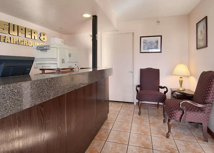 Super 8 By Wyndham Oklahoma Fairgrounds