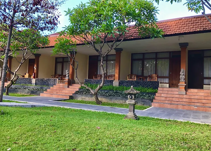 Inna Sindhu Beach Hotel & Resort