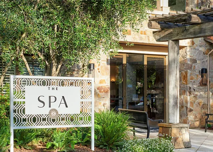 Luxury hotel only: The Estate Yountville