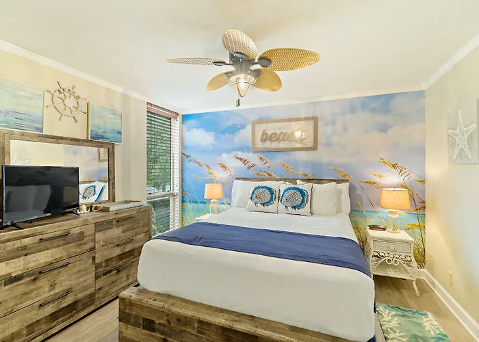 Beach hotel: Villas By The Sea Resort & Conference Center