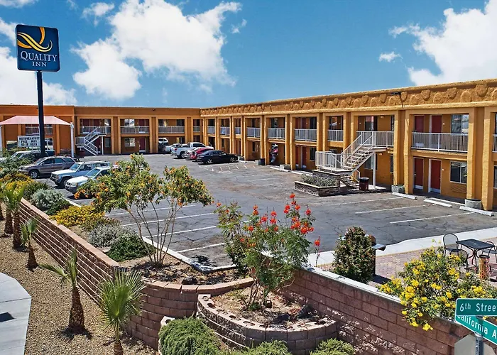 Motel: Quality Inn Parker