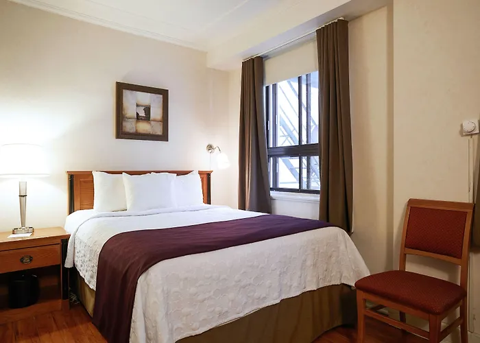 Hotel St-Denis