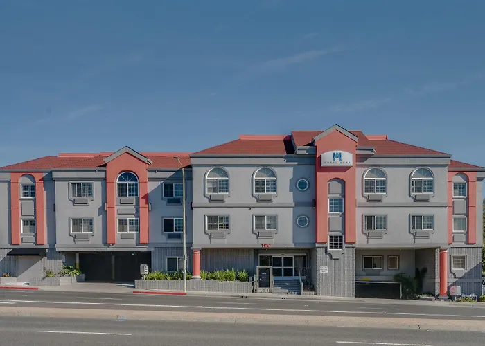 3 star hotels Aura Sfo Airport Free Shuttle