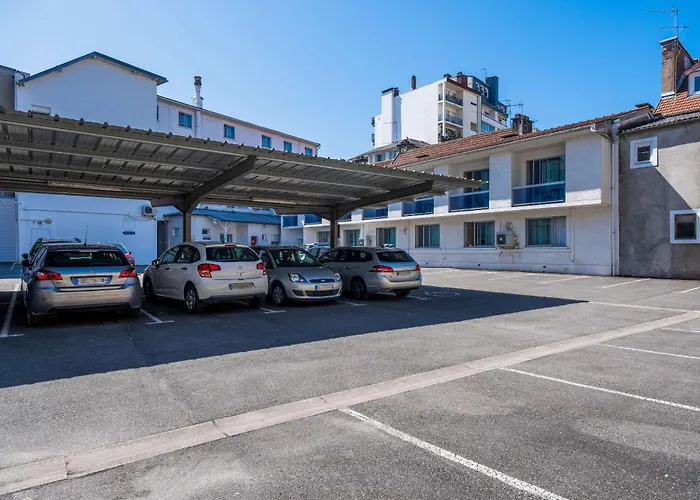  Quality Pau Centre Bosquet