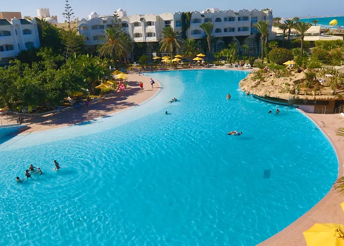  Mahdia Beach & Aqua Park
