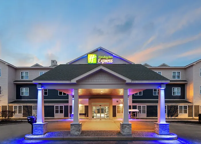 Holiday Inn Express & Suites By Ihg