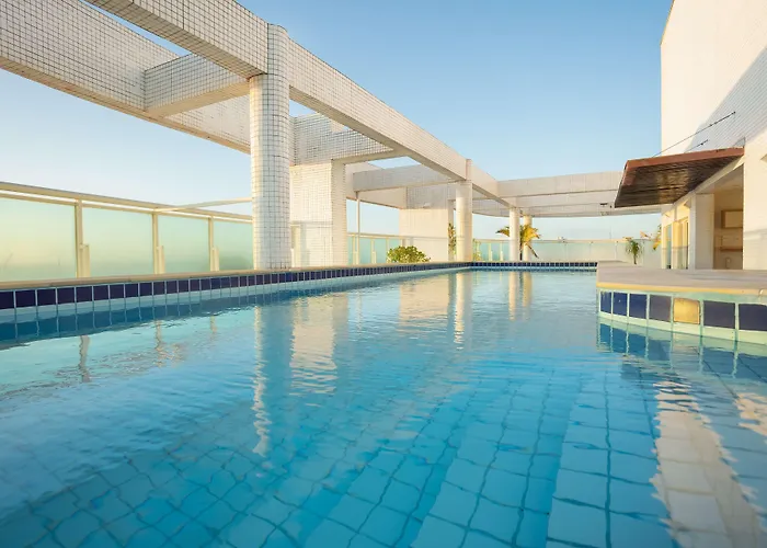 Golden Tulip Macae