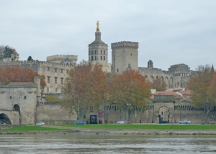  Premiere Classe Avignon Parc Des Expositions