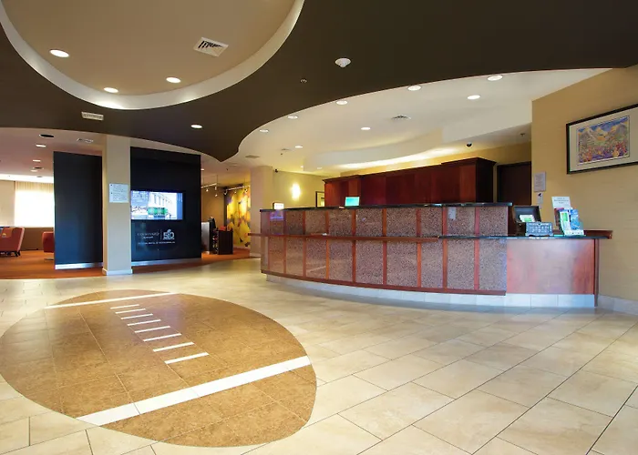 Cheap hotel: Courtyard Blacksburg