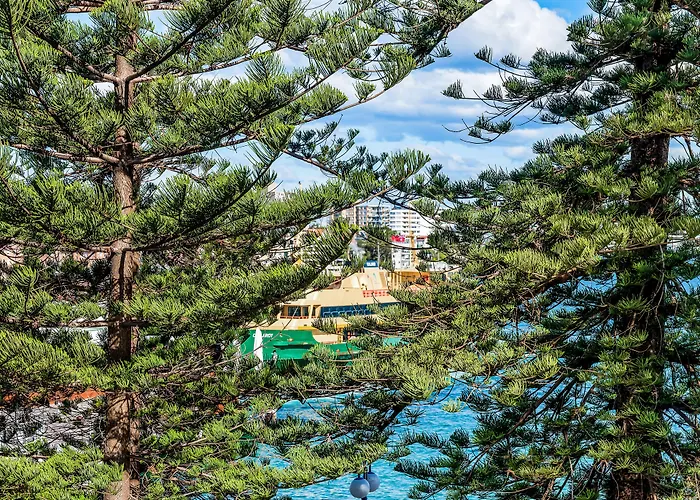 Beach Hotels Quest Manly