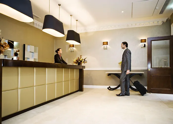 Fraser Suites