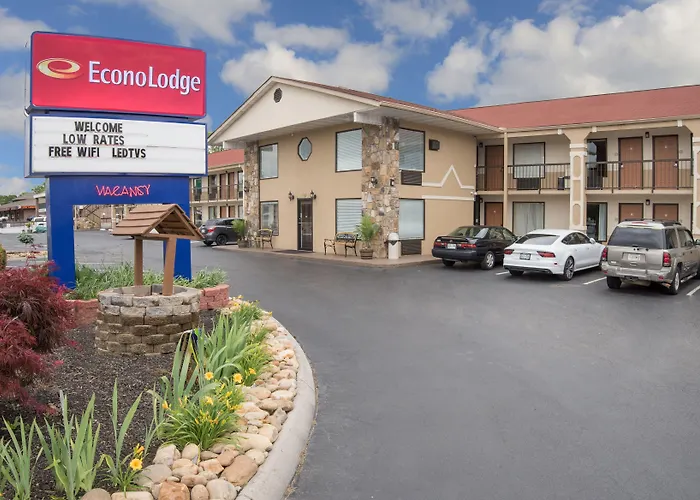 Villa: Econo Lodge Sevierville-Pigeon Forge On The River