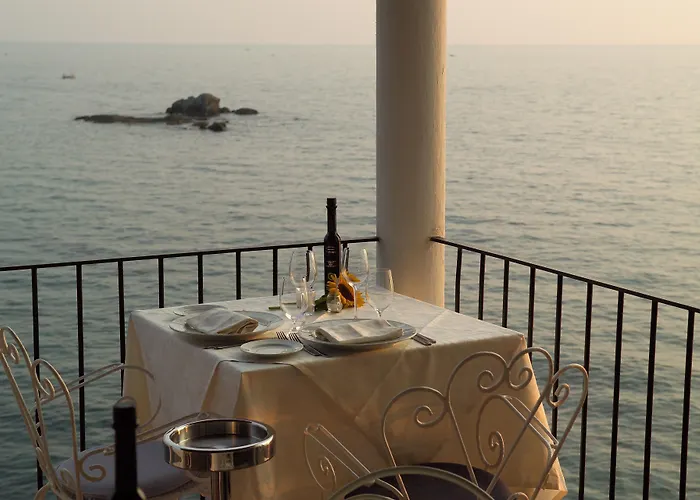 Hotel vicino al College: Hotel Umberto A Mare