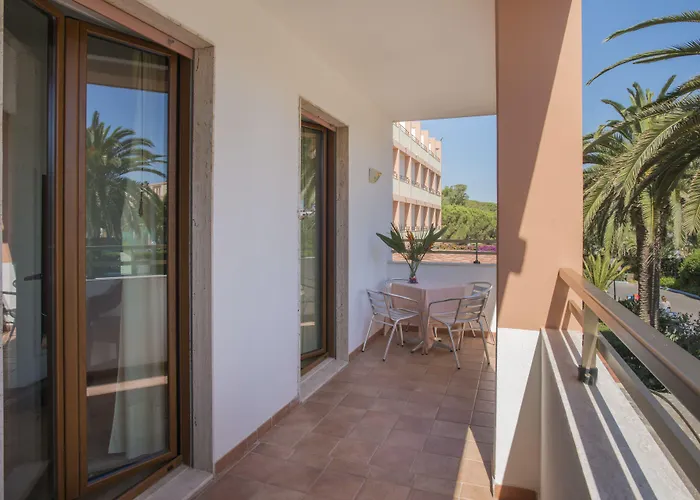 Romantic hotel: Hotel Oasis