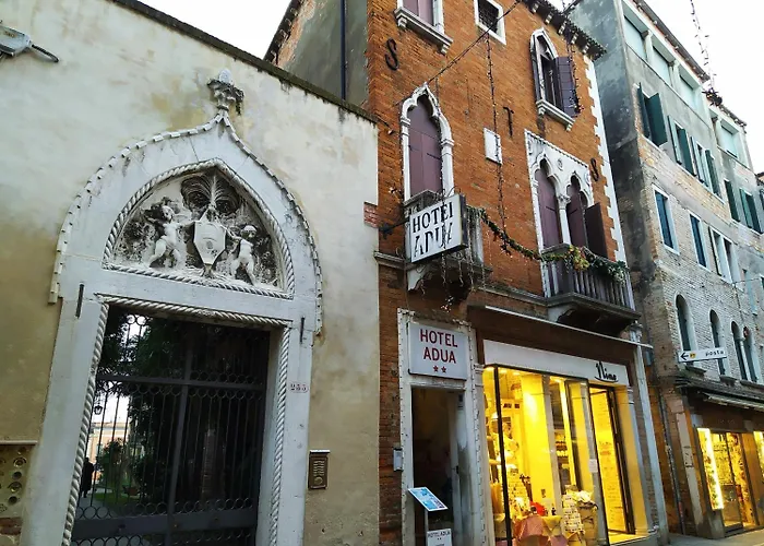 Hotel Adua