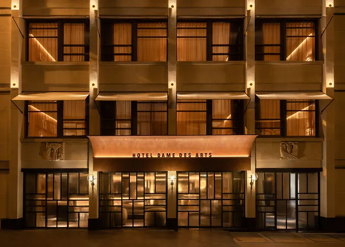Hôtel accueillant les animaux: Hôtel Dame des Arts