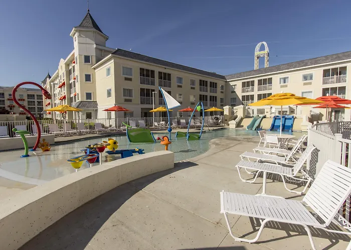 Hotels with a view Cedar Point Breakers