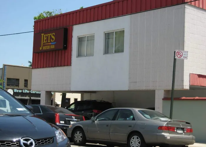 Hotels Close to Airport Jets Motor Inn