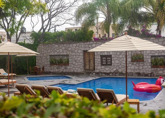 Hotel Flamingo Inn