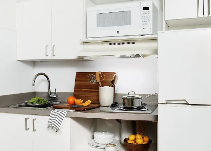 Intown Suites Extended Stay Newport News Va - City Center