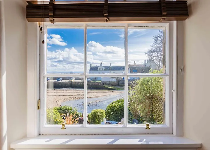 Golf hotel: The Bank