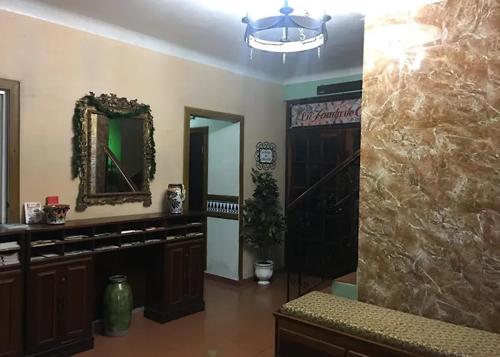 Cheap hotel: Hotel Iberia - San Juan