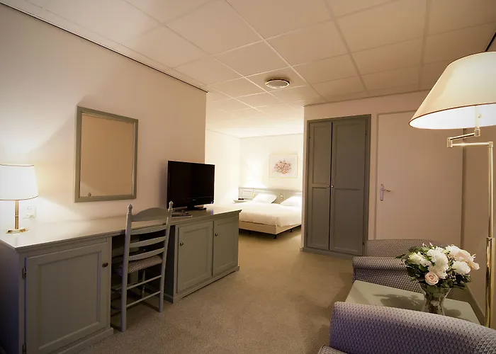 Hotel Sportsbar & Brasserie Dorhout Mees