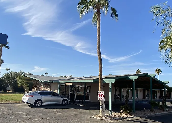 Oyo Yuma Az Desert Grove