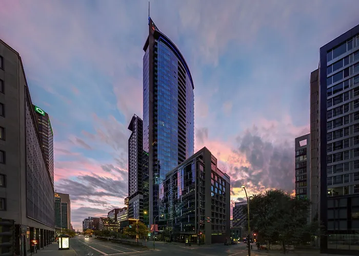 Courtyard Par Marriott Montréal Centre-ville