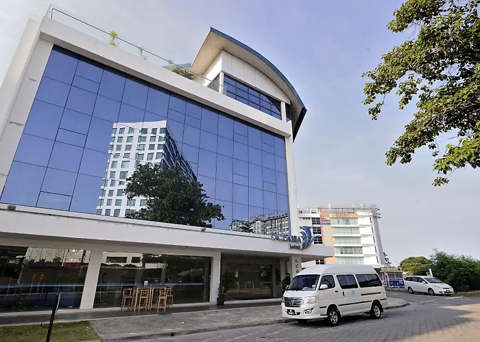 Oceania Hotel