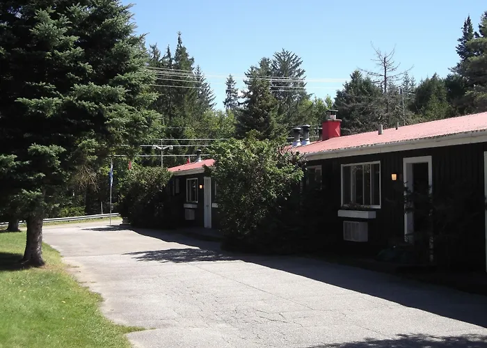 Auberge Mountain View Inn