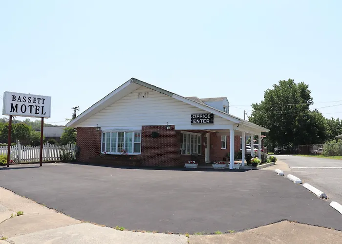 Bassett Motel