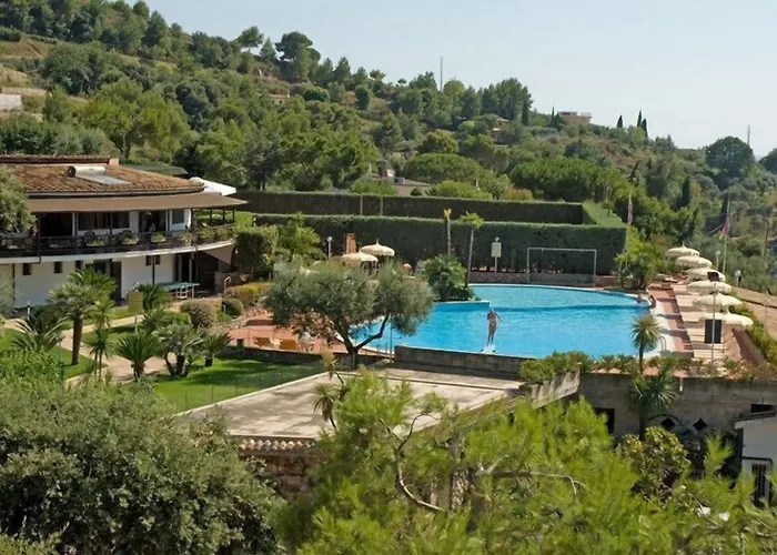 Hotel con tennis: Hotel Costa Di Kair Ed Din