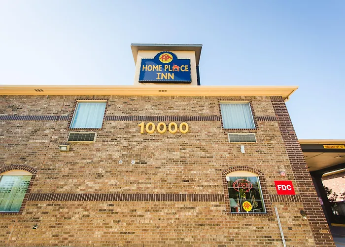 Cheap hotel: Home Place Inn