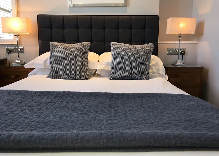 A Room With A View - Free Parking