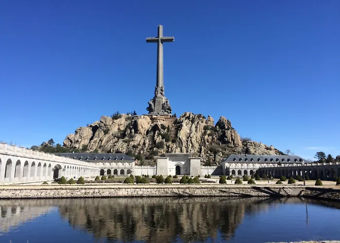  Hospedería Santa Cruz