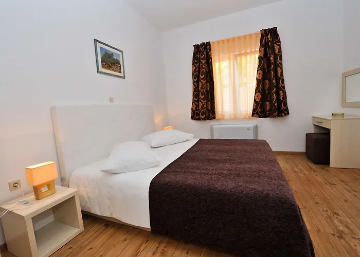 Lastura Aparthotel