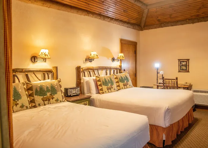 Finger Lakes Lodging