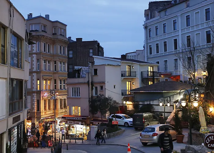 Art Nouveau Galata