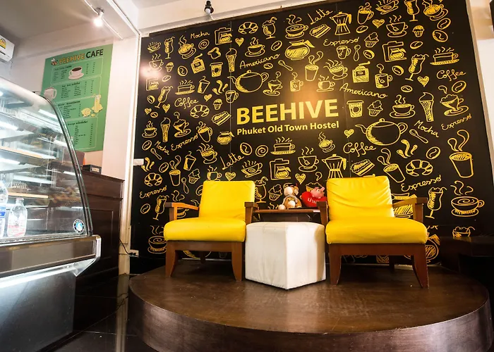 Hotel pres du College: Beehive Phuket Old Town Hostel
